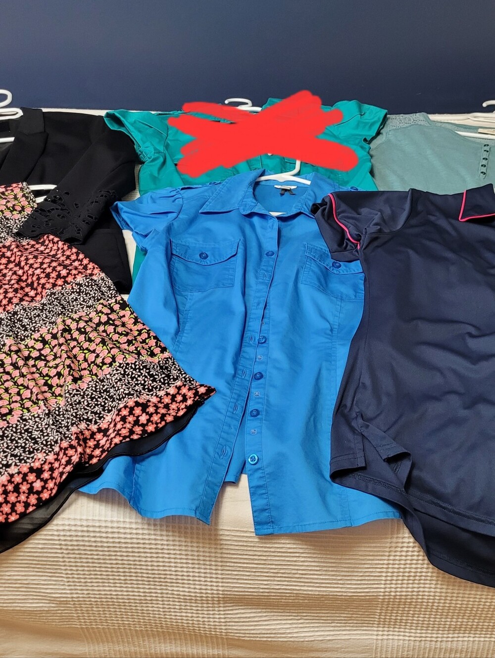 Bundle 5 tops for $17! Size Large